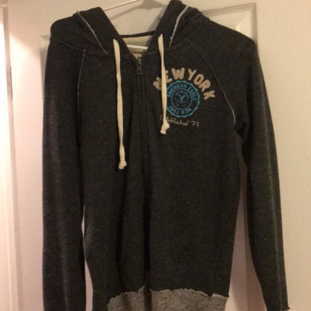 American eagle zip up